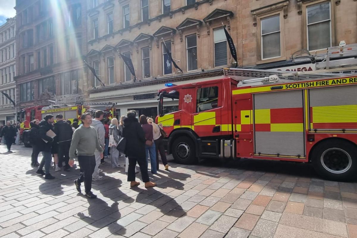 Frasers Glasgow Fire Incident – Blaze Reported at Buchanan Street Store in Glasgow, Scotland